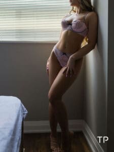 Toronto escort name: Penelope | Age: 25 | Height: 5' 2" | Weight: 120lbs | Measurement: 32C | Nationality: Canadian | Hair-color: Blonde | Eye-color: Brown | Dress-size: 4 | Disability-friendly: Yes