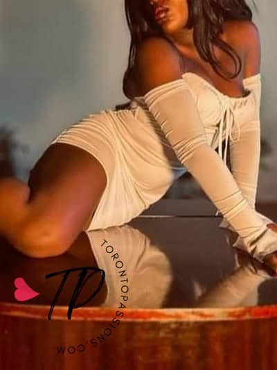Toronto Escort name: London | Service location: Toronto & Greater Area | Age: 25 | Height: 5' 10" | Weight: 142lbs | Measurement: 36B-28-41 | Nationality: Caribbean | Hair-color: Black | Eye-color: Green | Dress-size: | Disability-friendly: Yes