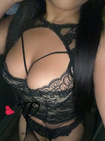 Toronto Escorts name: Vivienne | Service location: Toronto & Greater Area | Age: 24 | Height: 5' 2" | Weight: 137lbs | Measurement: 34DD-29-41 - Natural  | Nationality: Cambodian and Bajan | Hair-color: Black | Eye-color: Brown | Dress-size: Medium | Disability-friendly: Yes